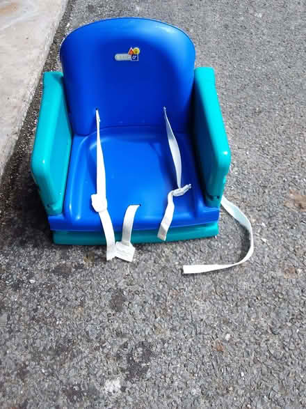 Photo of free Child's seat to attach to qq-chair. (Swarthmoor LA12) #1