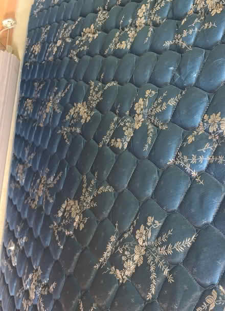 Photo of free FullSize Simmons Maxipedic Mattress (Darien) #2