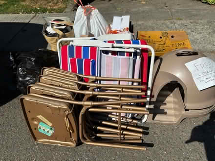 Photo of free stuff (Oakland. Crocker Highlands) #1