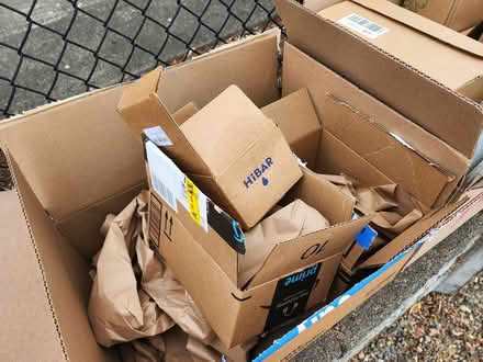 Photo of free on curb - boxes, glass jars (Seatac, WA 98188) #2