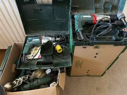 Photo of free Electrical items Box (BN3) #1