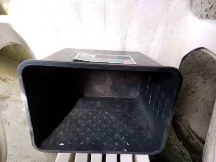 Photo of free Paint / adhesive "scuttle" (Bucknell SY7) #3