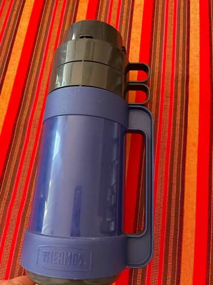 Photo of free Thermos flask with 2 cups (Carlisle CA1) #1