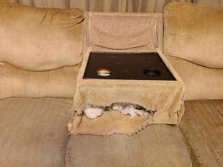 Photo of free 5 seater sectional couch + chaise (Pikesville) #3