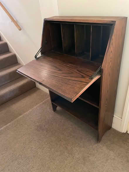 Photo of free Bureau (Upper Holloway N19) #3