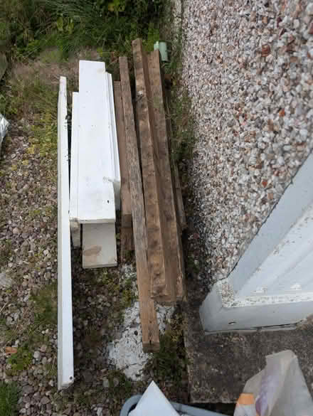 Photo of free Fire pedestal, mantle and surround (Parkgate) #4