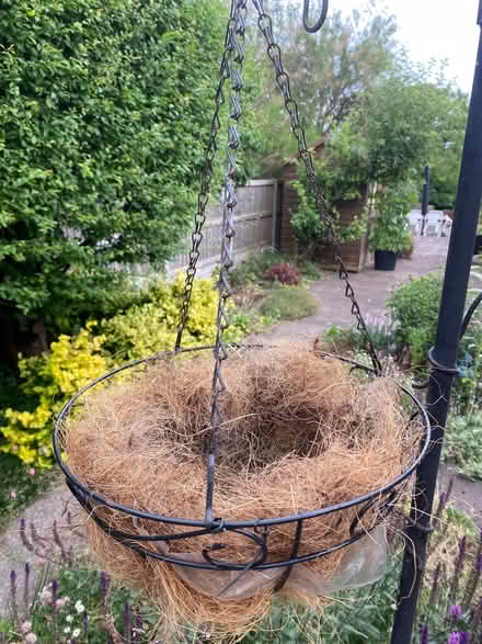 Photo of free Various garden tools, pots, baskets, wire (Barrow upon Soar LE12) #4