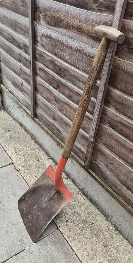Photo of free Shovel (Ilford IG1) #1