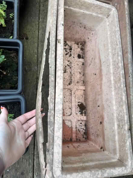 Photo of free Terracotta coloured planters (PO21 Nyetimber) #2