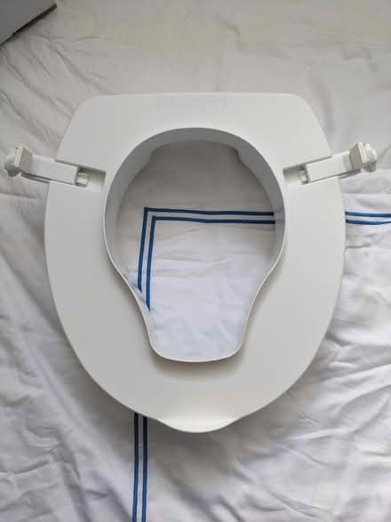 Photo of free Raised toilet seat (High St CB10) #2