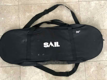 Photo of free zippered bag with carrying straps (K1L 5Y3) #1