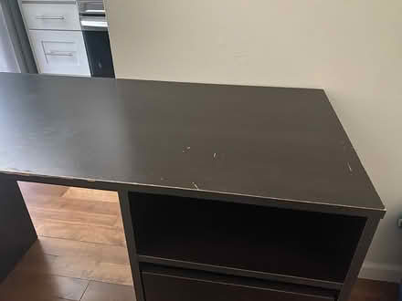 Photo of free desk (Capitol Hill) #3
