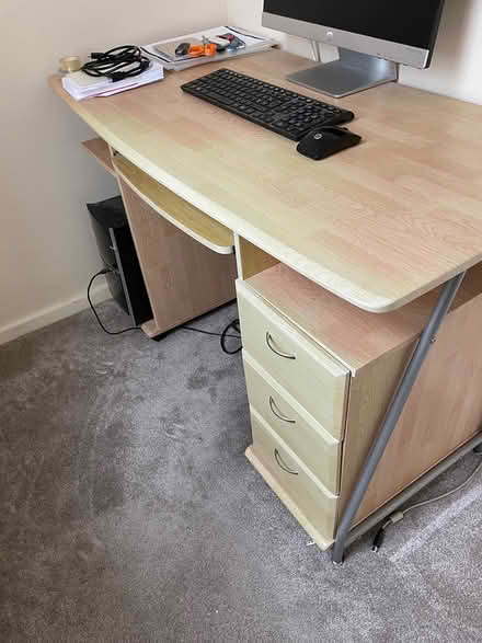 Photo of free Computer / office desk (Bournemouth BH4) #1
