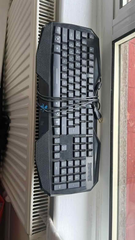 Photo of free Mechanical keyboard (Ham TW10) #1