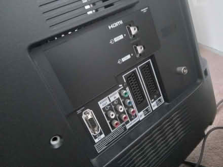 Photo of free 32" panasonic tv (Neston CH64) #3