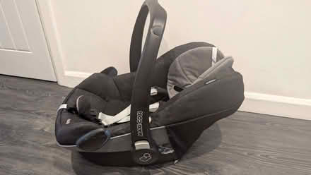 Photo of free Maxi Cosi pebble car seat (Primley Park LS17) #4