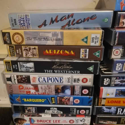 Photo of free Bundle of VHS (TW7) #4