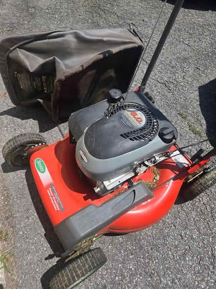 Photo of free Lawn Mower (Near Algonquin College) #1