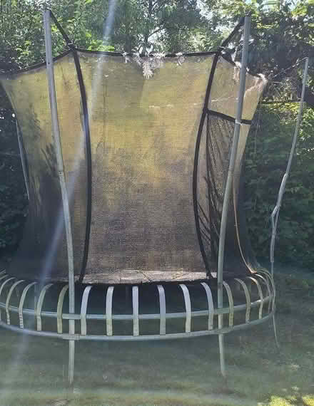 Photo of free Vuly Thunder Trampoline (Burbage SK17) #1