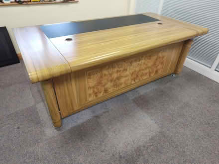 Photo of free Directors office desk (EX5) #1