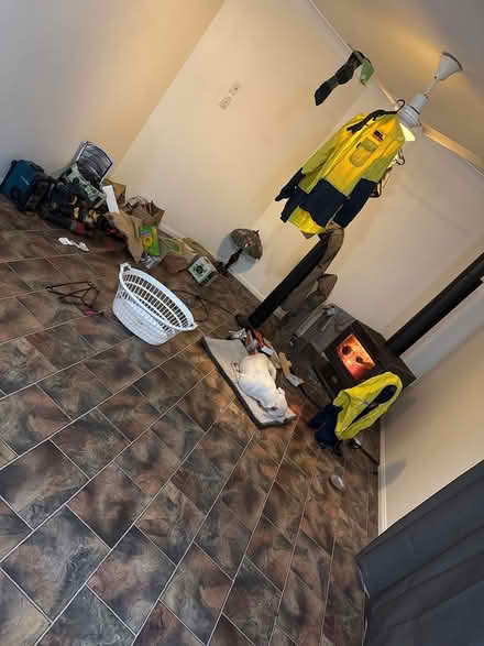 Photo of furniture (Washpool) #1