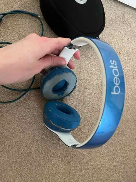 Photo of free Beats headphones (Tunbridge Wells) #2