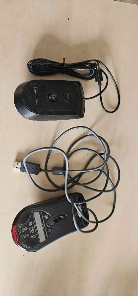 Photo of free 2x USB Computer/laptop mouse (The Delves WS5) #2