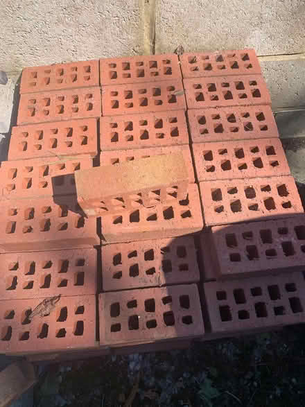 Photo of free Quantity of bricks (Harrietsham ME17) #1