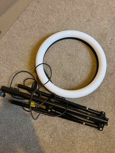 Photo of free Ring light (Totley, S17) #1