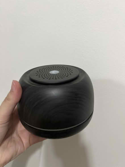 Photo of free Essential oil purifier (Newcastle upon Tyne) #1