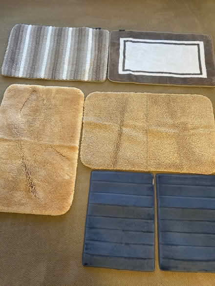 Photo of free Small area or bath rugs (Near Mission Viejo Lake) #1