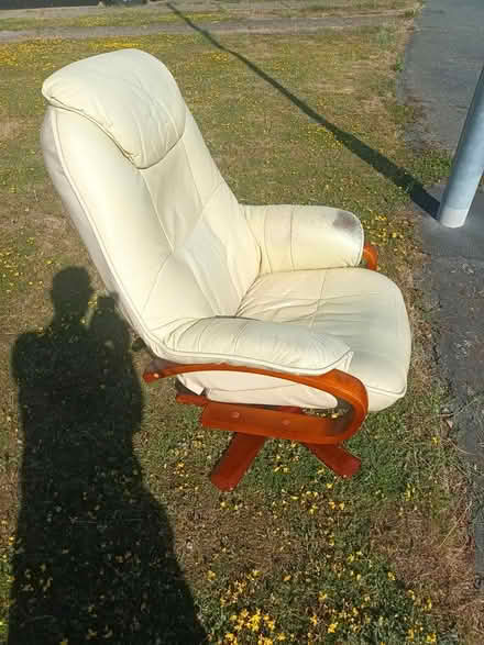 Photo of free Armchair (SS12) #2