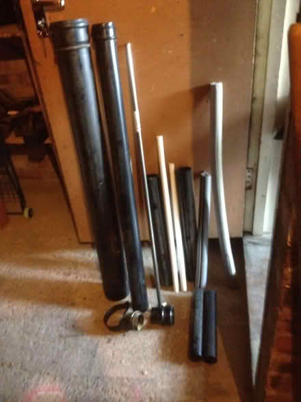 Photo of free offcuts of plumbing pipes (Quinton B32) #1