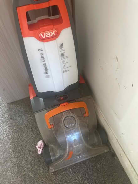 Photo of free Vax carpete cleaner (DE4 3et) #2