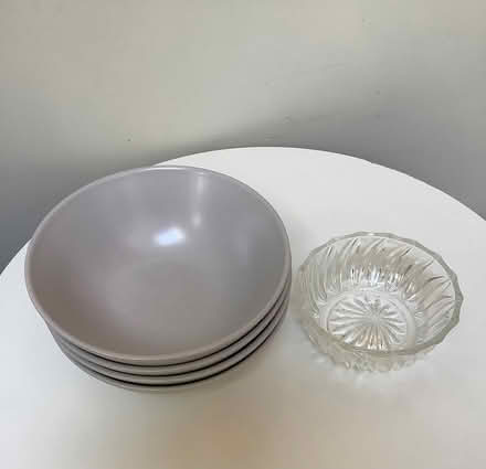 Photo of free Bowls (Altrincham WA14) #2