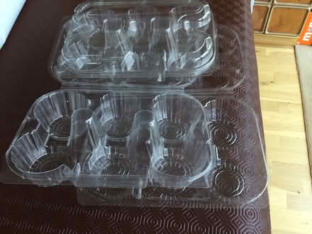 Photo of free Plastic cake trays (CT2) #2