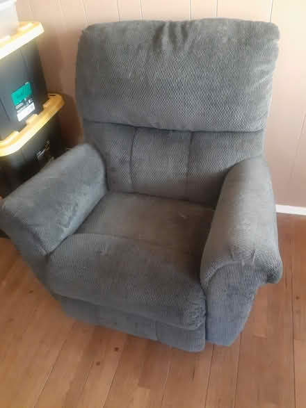 Photo of free Washer dryer recliner (Escondido) #3