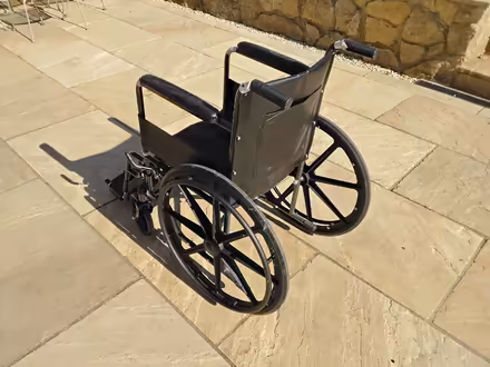 Photo of free Wheelchair (Welwyn AL6) #4