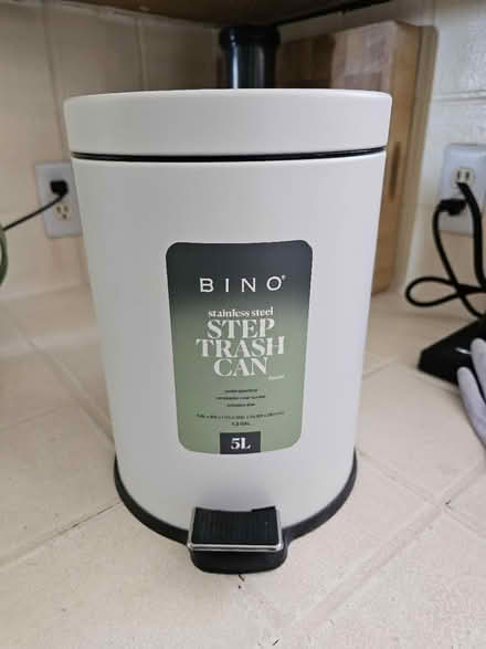 Photo of free Step Trash Can (South San Francisco) #1
