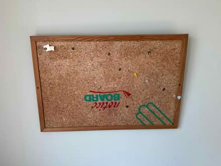 Photo of free Pinboard (Luston HR6) #1