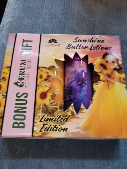Photo of free La Palm Spa Butter lotions (mohegan lake, ny) #1