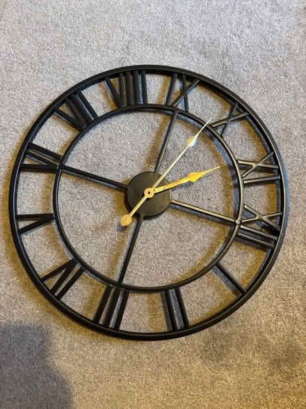Photo of free Wall clock (Totley, S17) #1