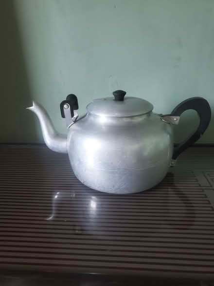 Photo of free Teapot (Malvern Wells WR14) #1