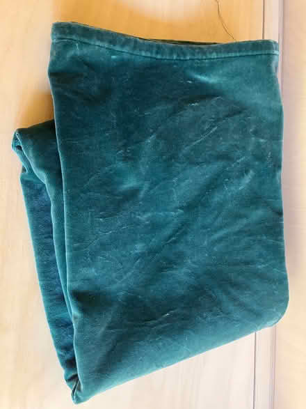 Photo of free Velvet fabric teal turquoise (NW10) #1