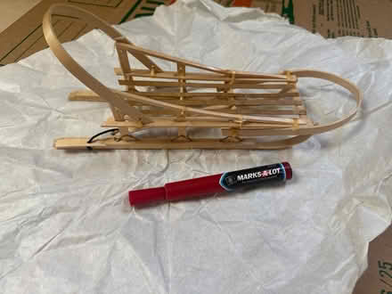 Photo of free Decorative wood dogsled (95070) #1
