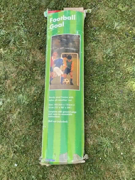 Photo of free Children's football goal (Waterlooville PO7) #3
