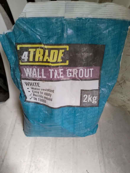 Photo of free Grout, white (Bucknell SY7) #1