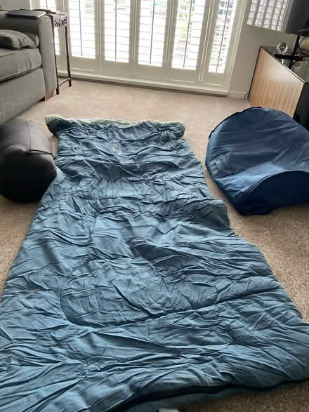 Photo of free 2 good sleeping bags (Prenton CH43) #1