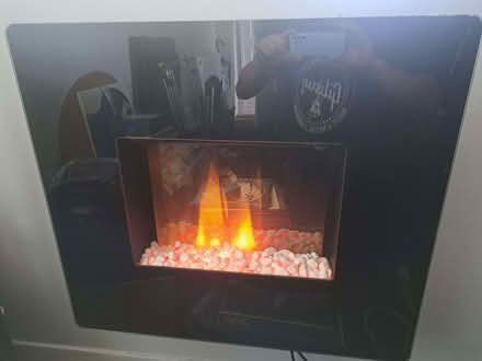 Photo of free It's a wall mounted electric fire (Newton G72) #1
