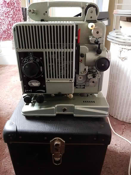 Photo of free Siemens Projector (Berrow, TA8 2JU) #1